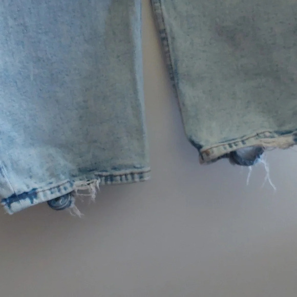 Abercrombie Curve Love Ultra High Rise 90s Straight Jean 14/32 - Picture 8 of 10